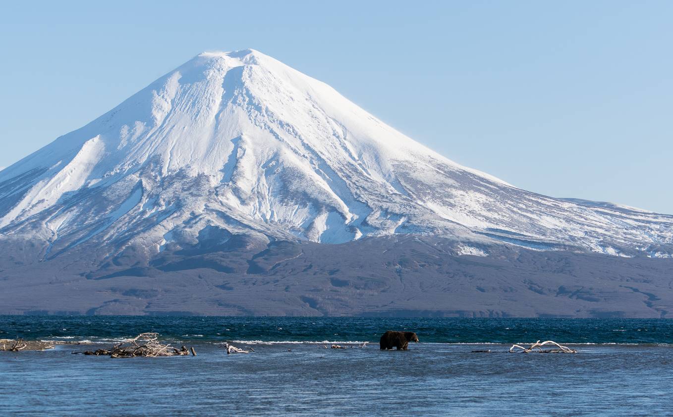К нерестовым рекам Курильского озера - фото 1